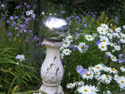 Carole's Garden (Deep Bay, Vancouver Island)